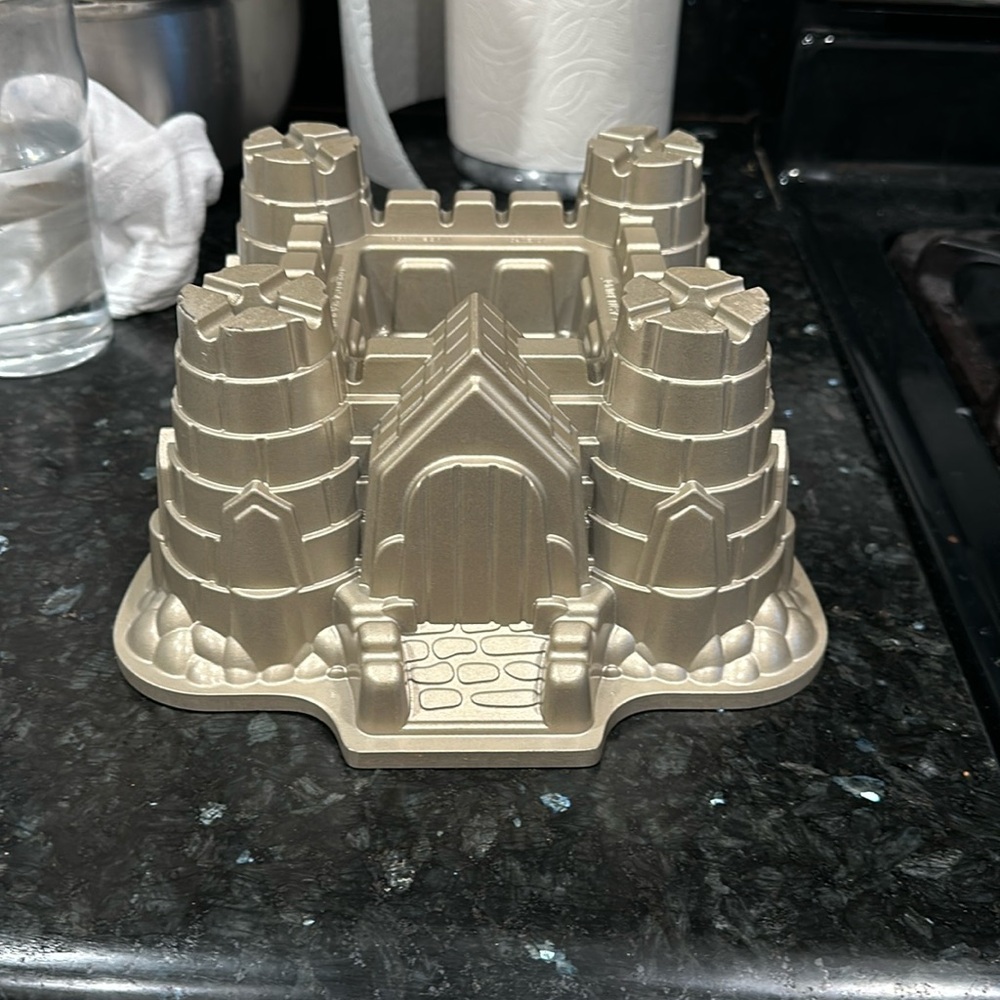 Nordic Ware Sandcastle Bundt Pan